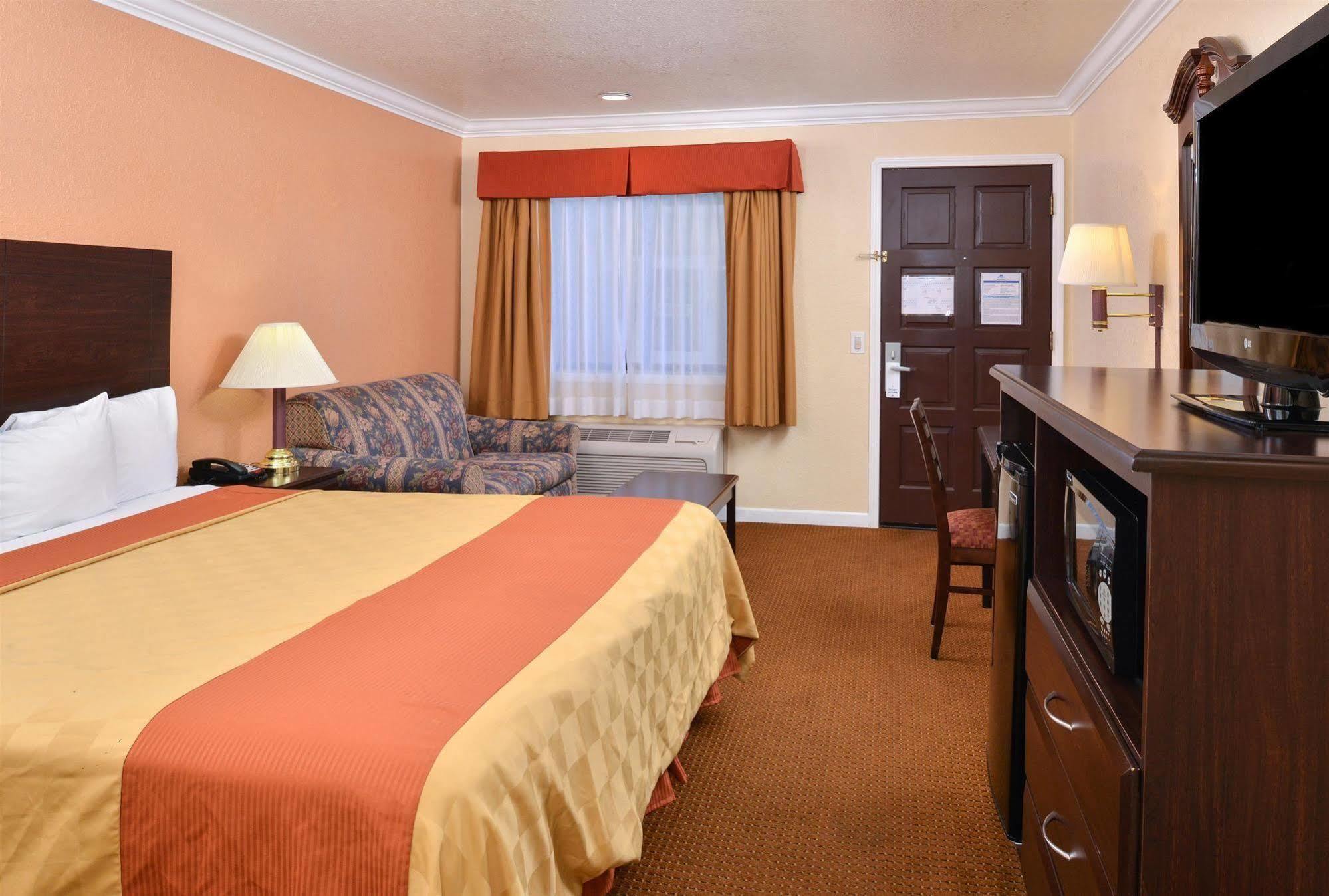 Americas Best Value Inn Sunnyvale Exterior foto